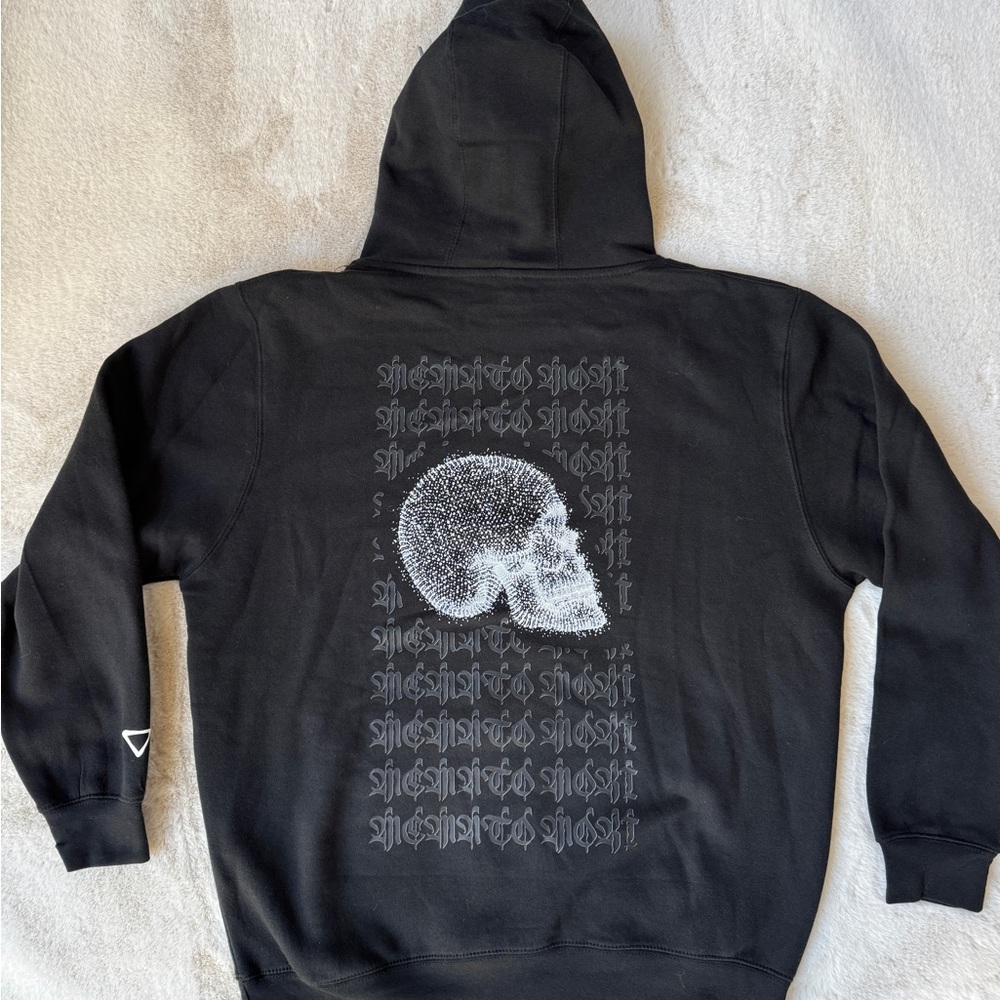 Trio Urban Retail Skull Design Black Hoodie NEW